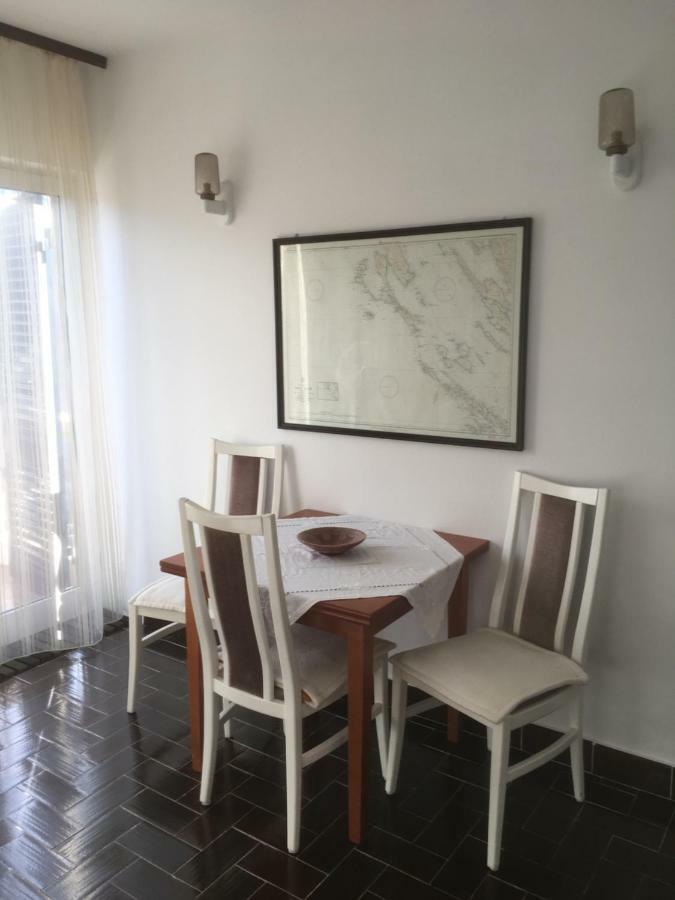 Guesthouse Antonija Велі-Лошинь Екстер'єр фото